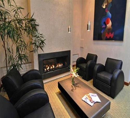 Camel's Garden Hotel image 21